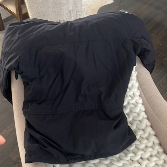 Patagonia blue and green windbreaker. - Picture 7 of 7